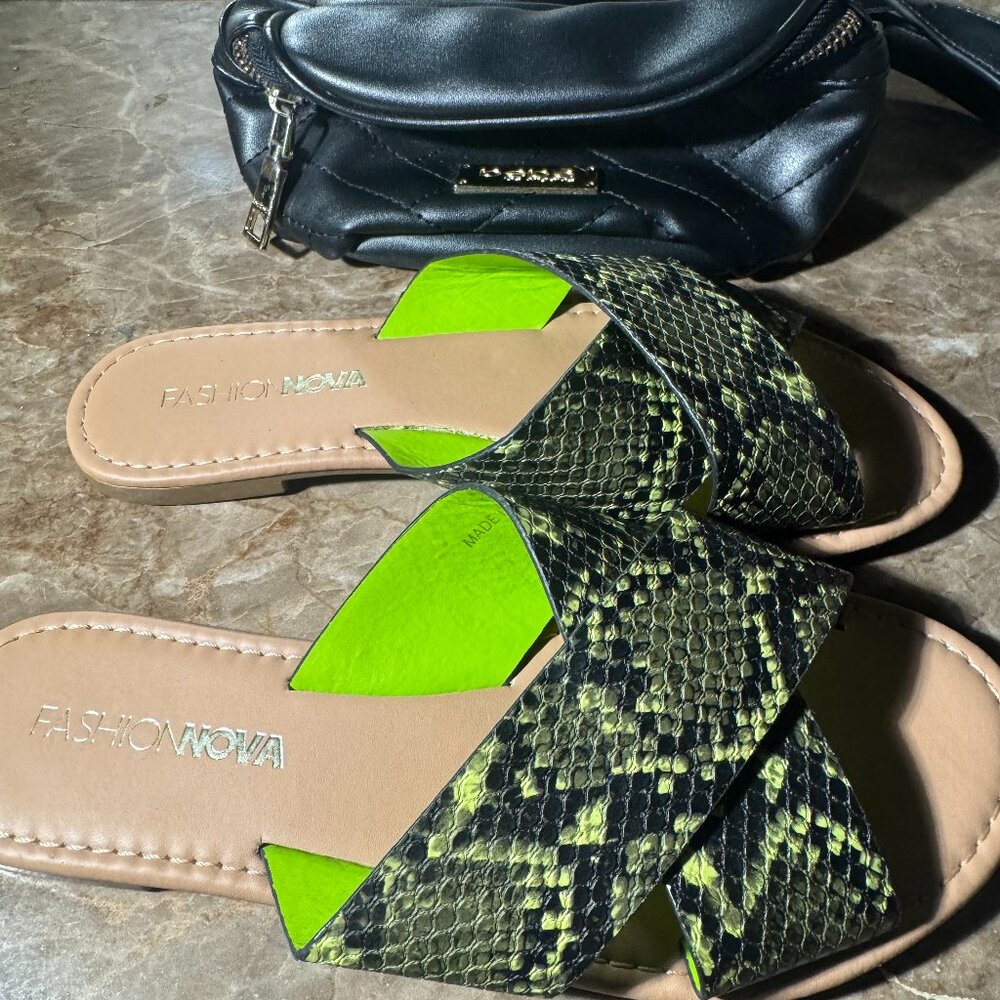 Fashion Nova, 4, black and green snake skin, Bebe fanny pack, OS, Black